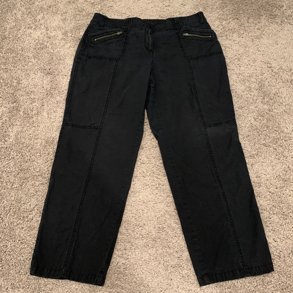 Chico's Black Ankle Pants Size 1.5